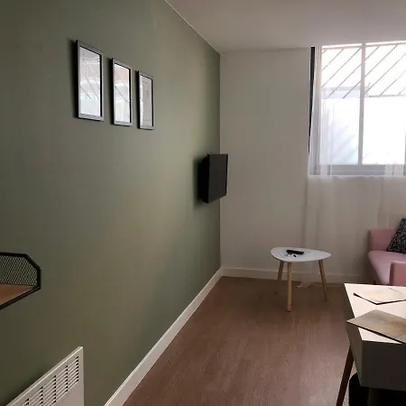 7eme Art - T2 Meubles - Centre Ville 아파트 아쟁
